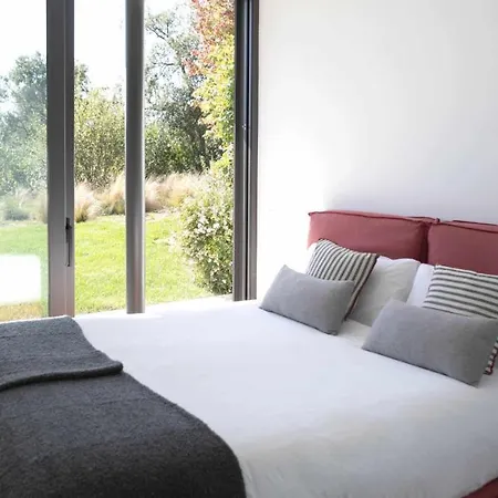 Luxurious Golf La Vinya 5 *