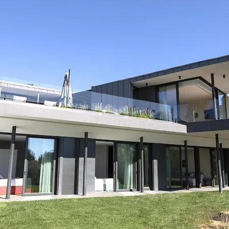 Villa Luxurious Golf La Vinya 5